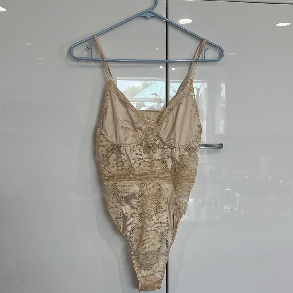 NWOT Amazon bodysuit
